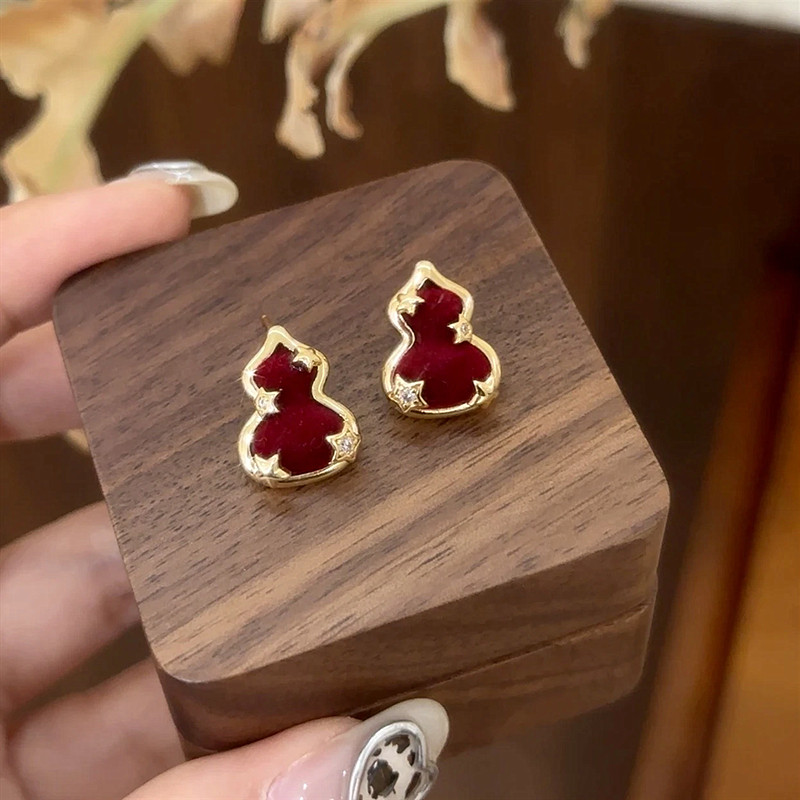 復古風紅絲絨葫蘆耳釘