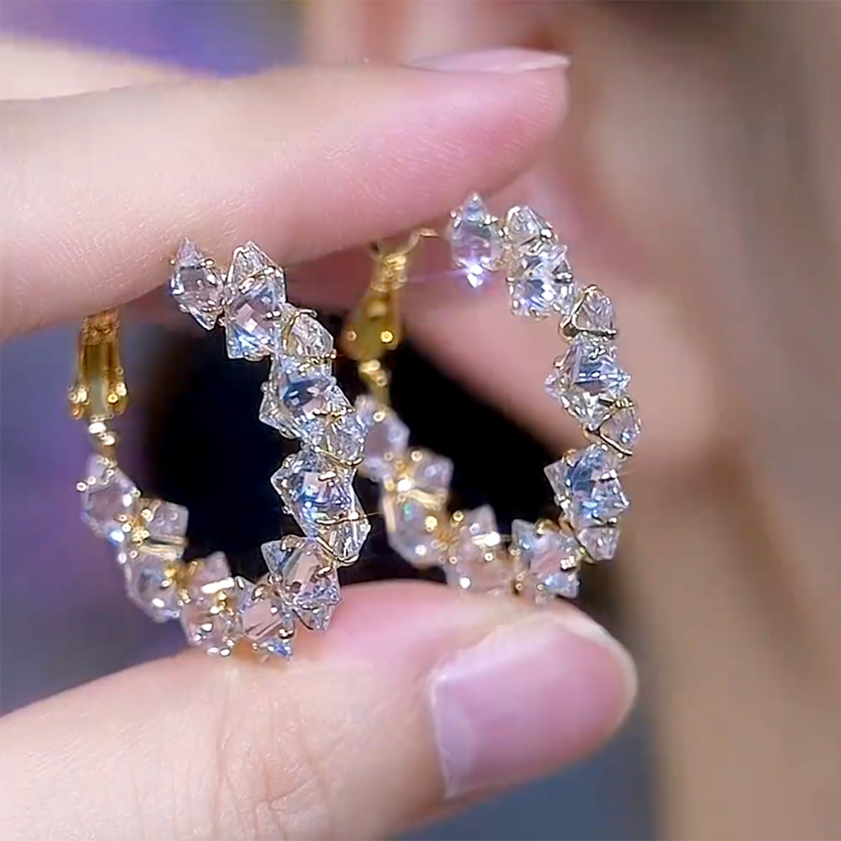 精緻幾何鋯石圓圈耳環