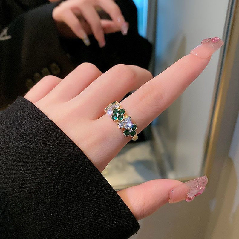 綠色四葉草純銀戒指 