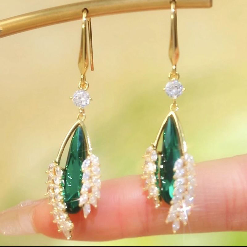 金枝玉葉 鋯石耳環-FANYIACC