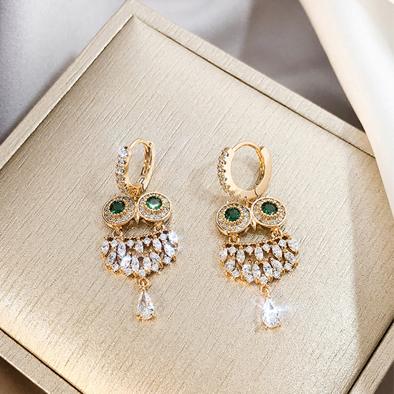 精緻貓頭鷹鋯石耳環