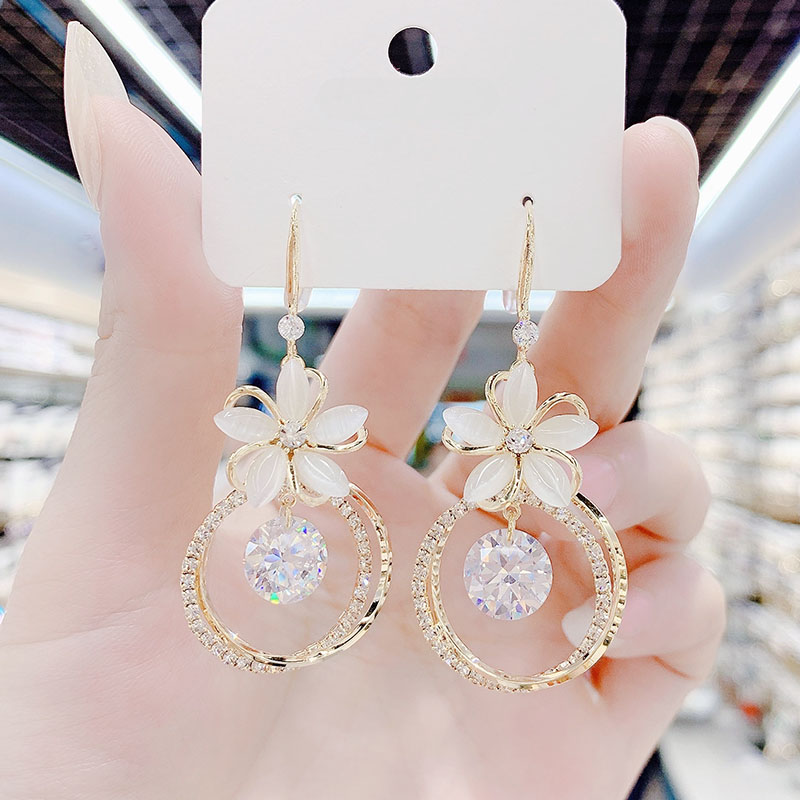 貓眼石五葉花圈圈耳環