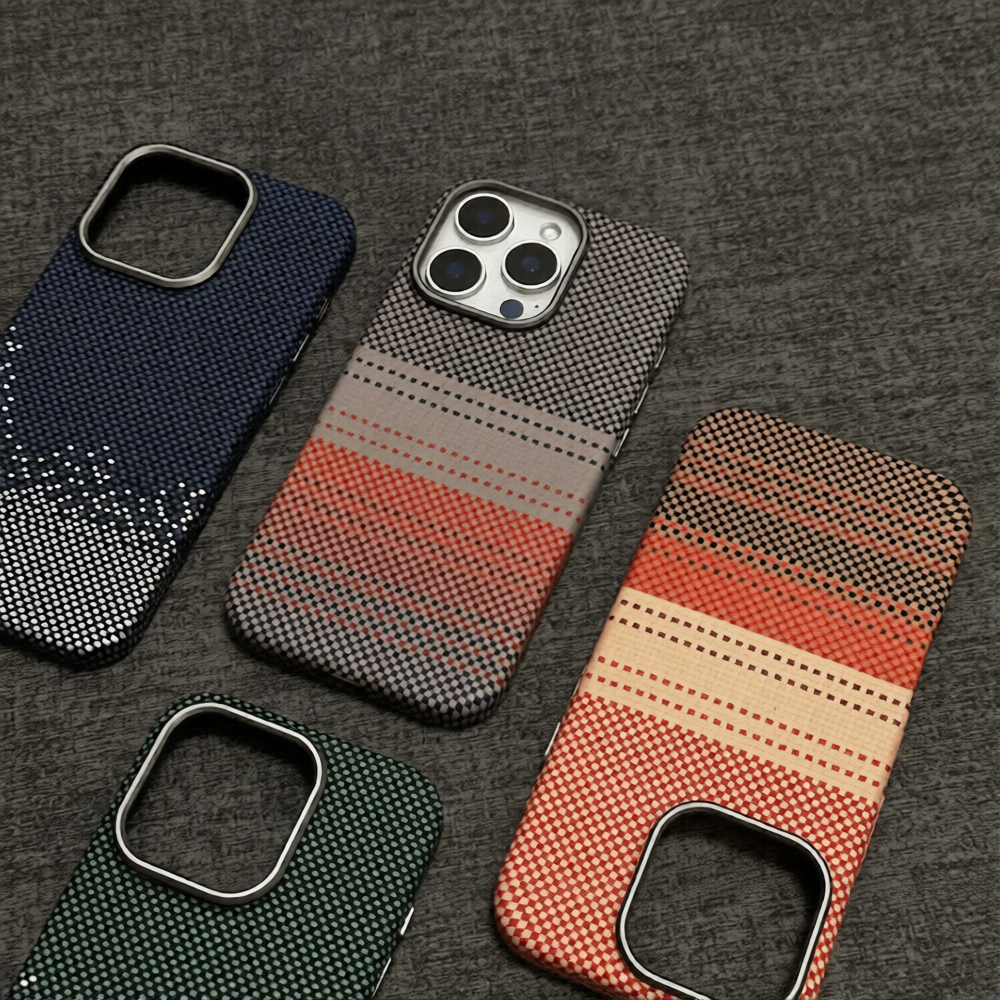 Magsafe磁吸碳纖維磨砂iphone保護殼