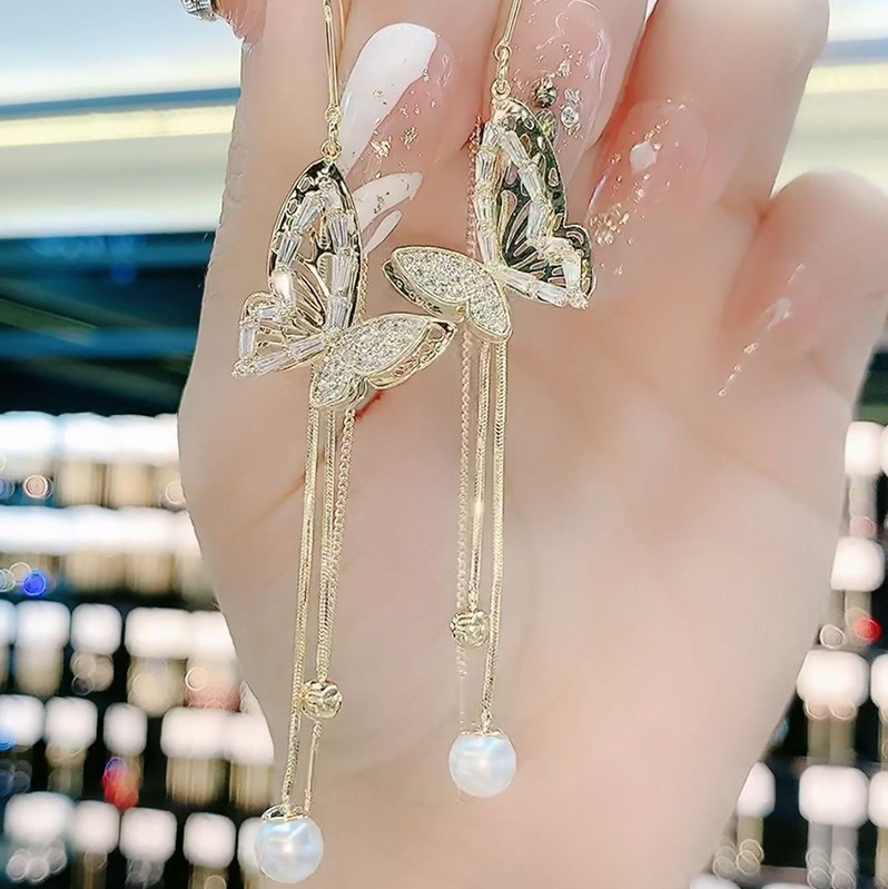 高級感鋯石珍珠蝴蝶耳環