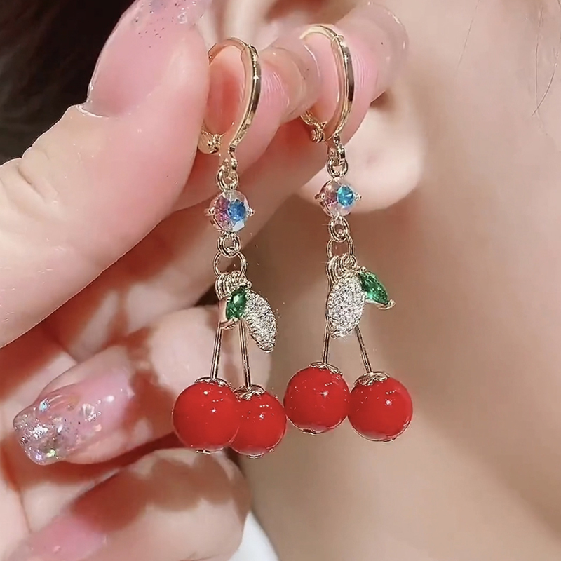 紅色小櫻桃耳環
