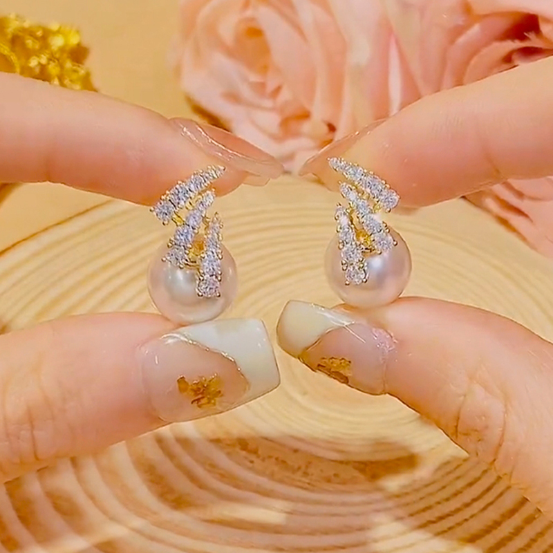 高級感閃鑽珍珠耳環