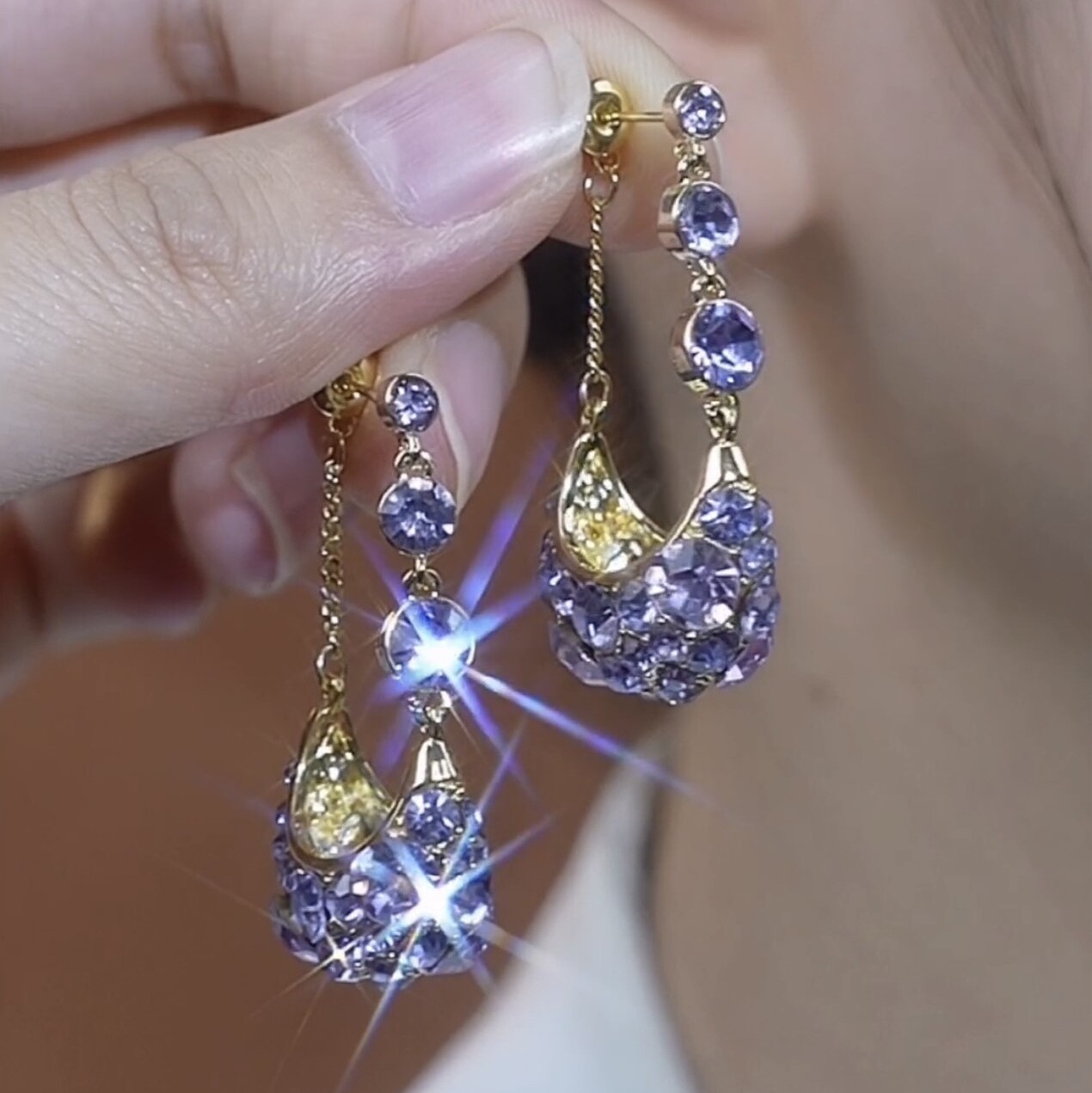 輕奢超閃紫色滿鑽搖籃耳環