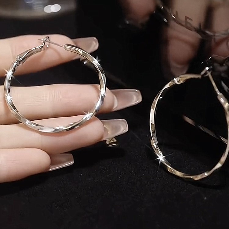 新款時尚氣質大耳圈