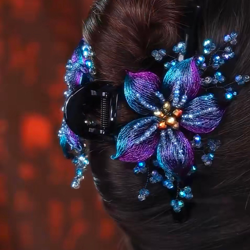 高端輕奢手工銅絲花朵水晶抓夾