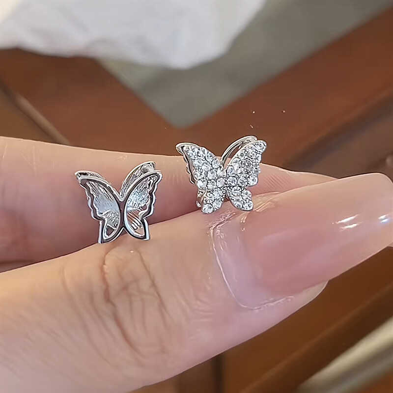 簡約滿鑽蝴蝶鋯石耳扣