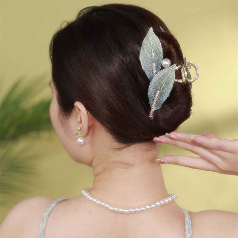 漸變藍色流蘇樹葉髮夾