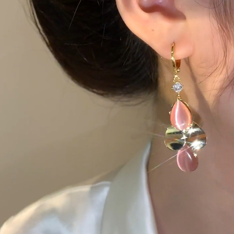 粉粉貓眼石亮片耳環