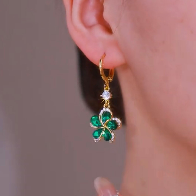 綠色花朵鋯石耳環