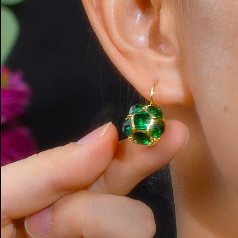 祖母綠色水晶鑽球耳環