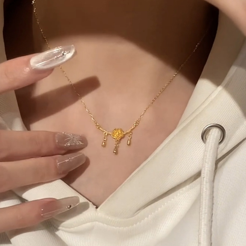 千金風貴氣山茶花鎖骨錬