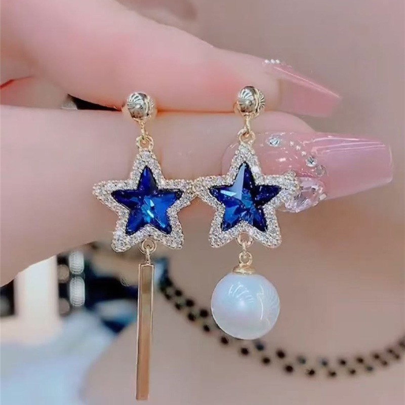 星星不對稱鑲鑽珍珠耳環