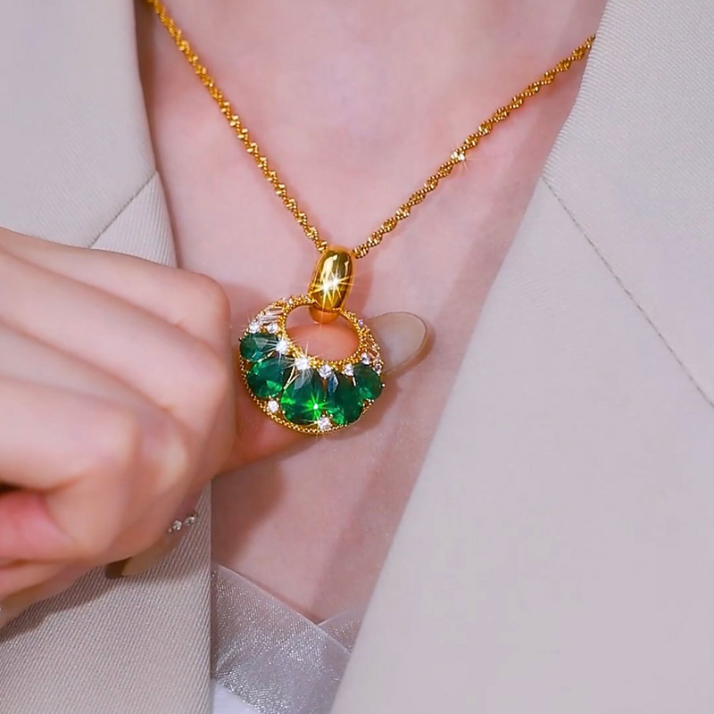 祖母綠水晶圈圈項鍊