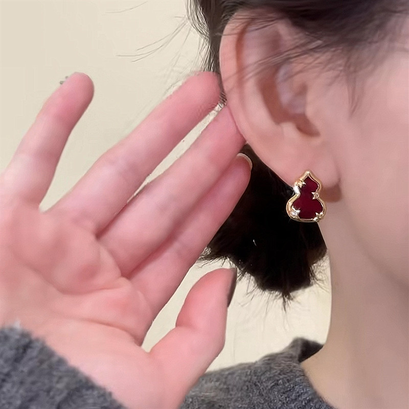 復古風紅絲絨葫蘆耳釘