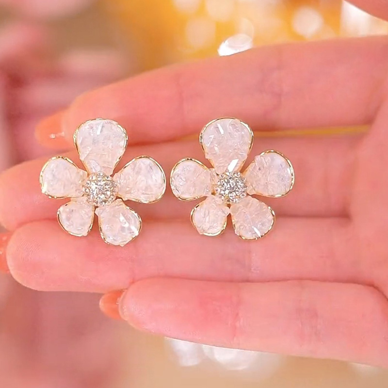 粉紅色水晶花朵耳環