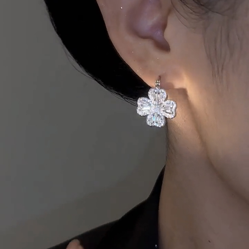 閃鑽四葉草純銀耳環