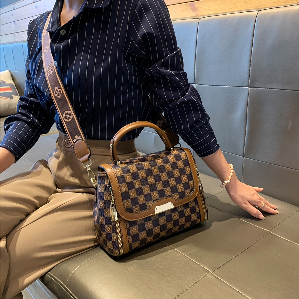 大容量小方包手提斜肩包