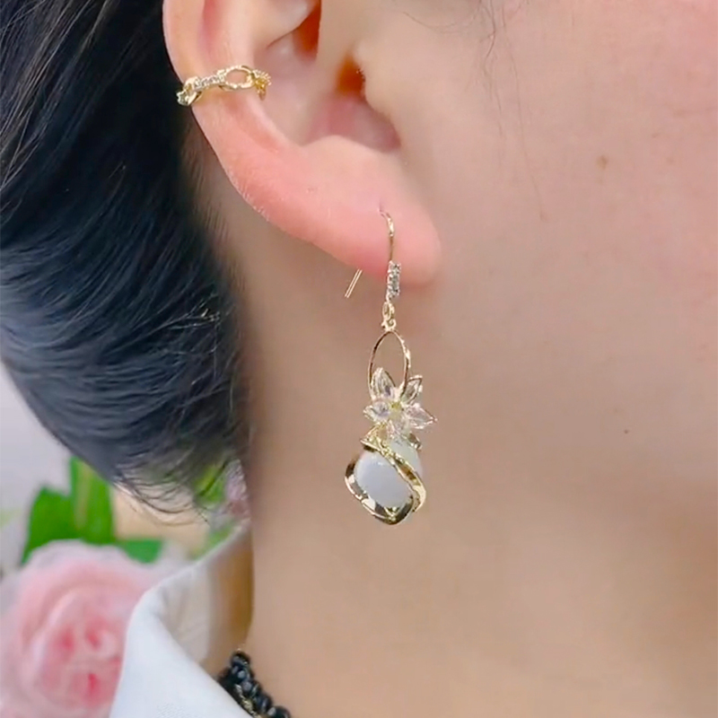 精致貓眼石花朵流蘇耳環