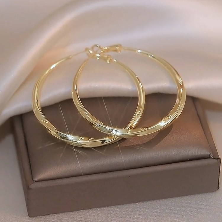 光面扭曲氣質大耳圈