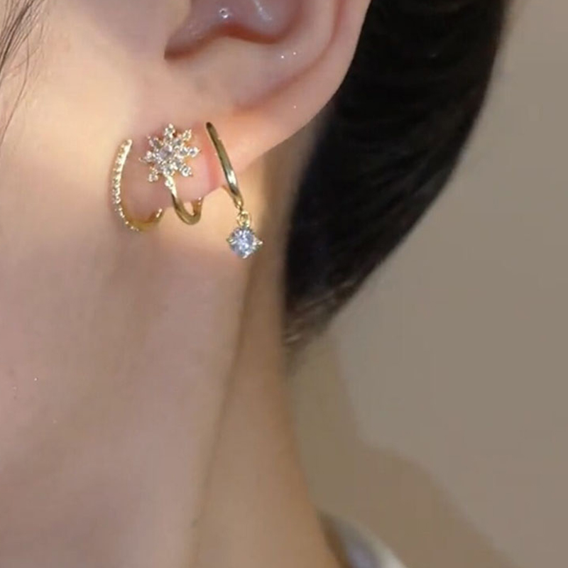 微鑽鋯石八芒星耳環