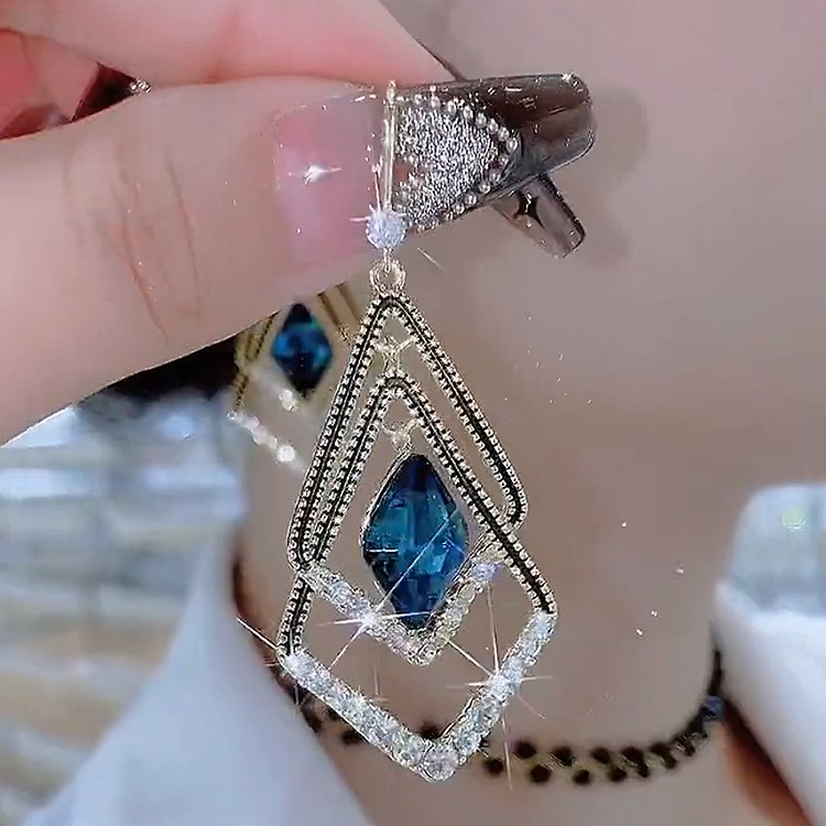 高級感水晶幾何耳環