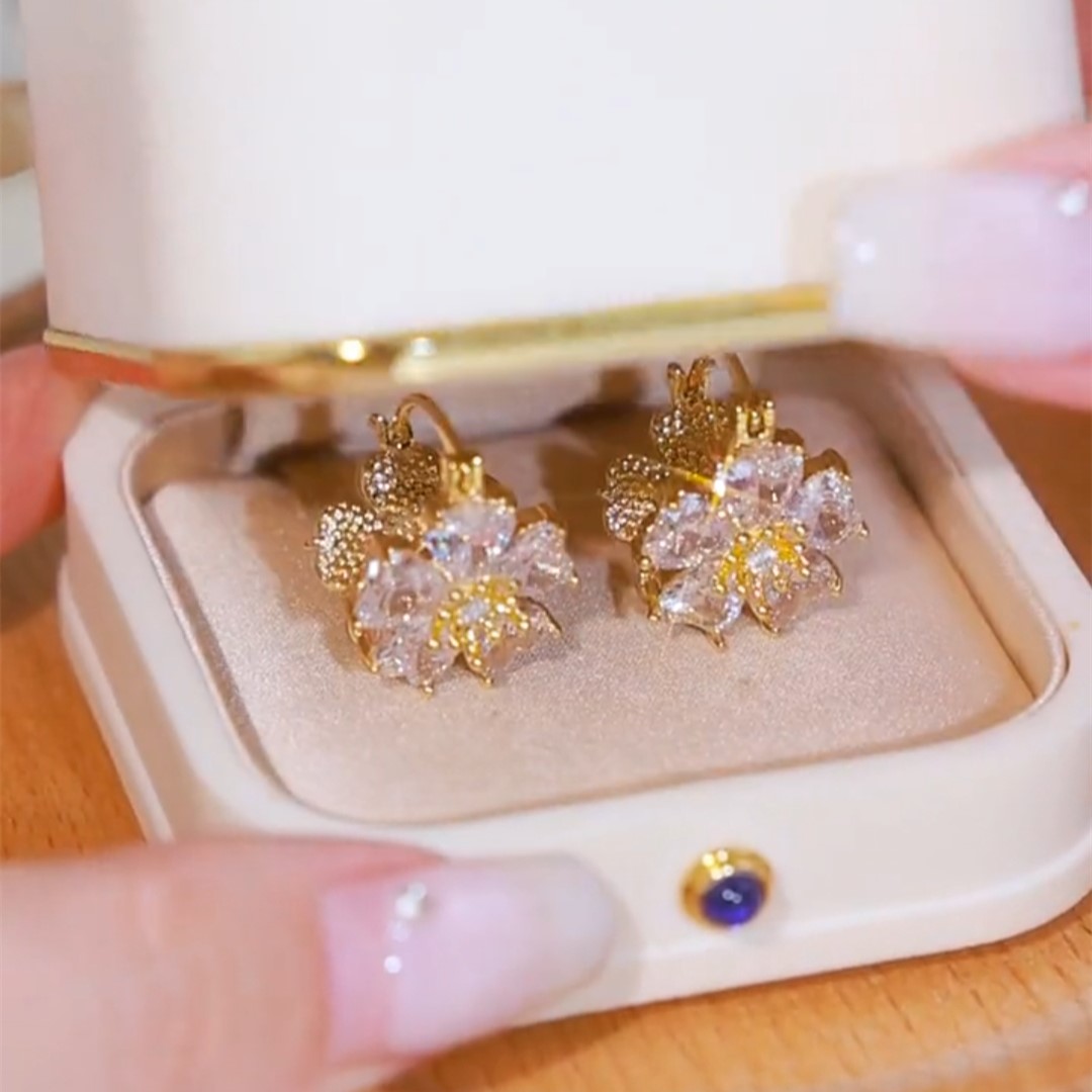 高級感鋯石花耳扣耳環