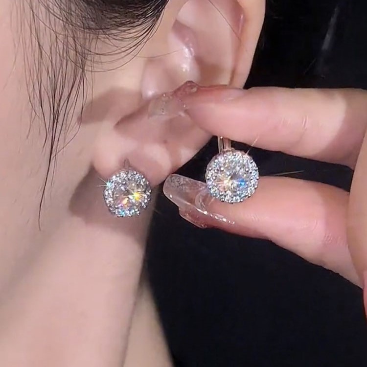 爆閃滿鑽圓形耳環