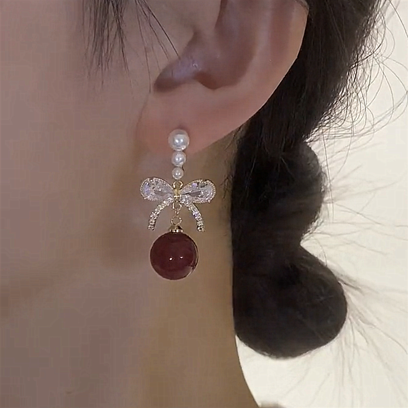 蝴蝶結酒紅珍珠耳環