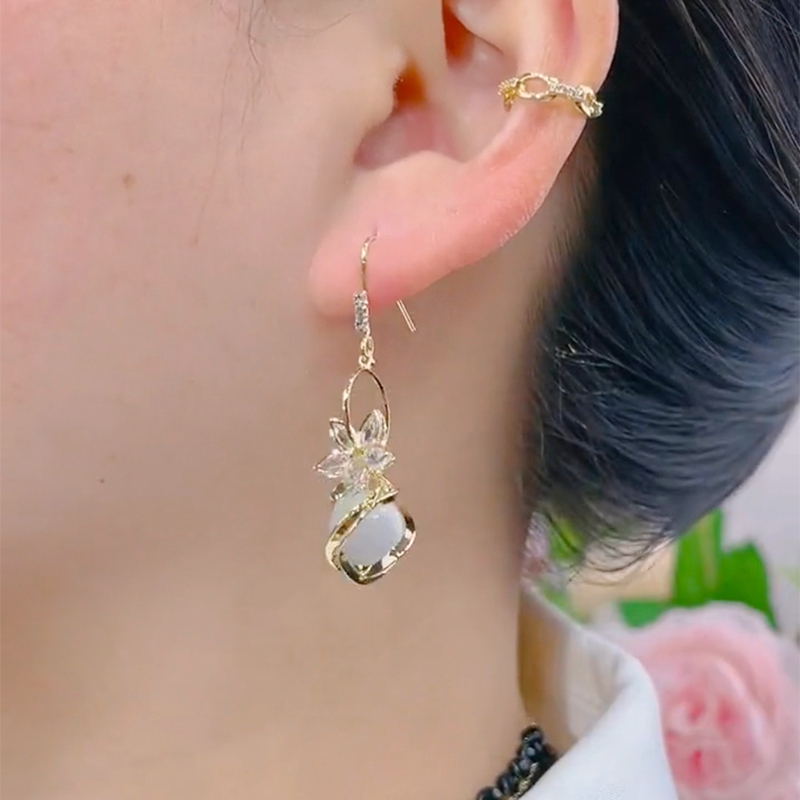 精致貓眼石花朵流蘇耳環