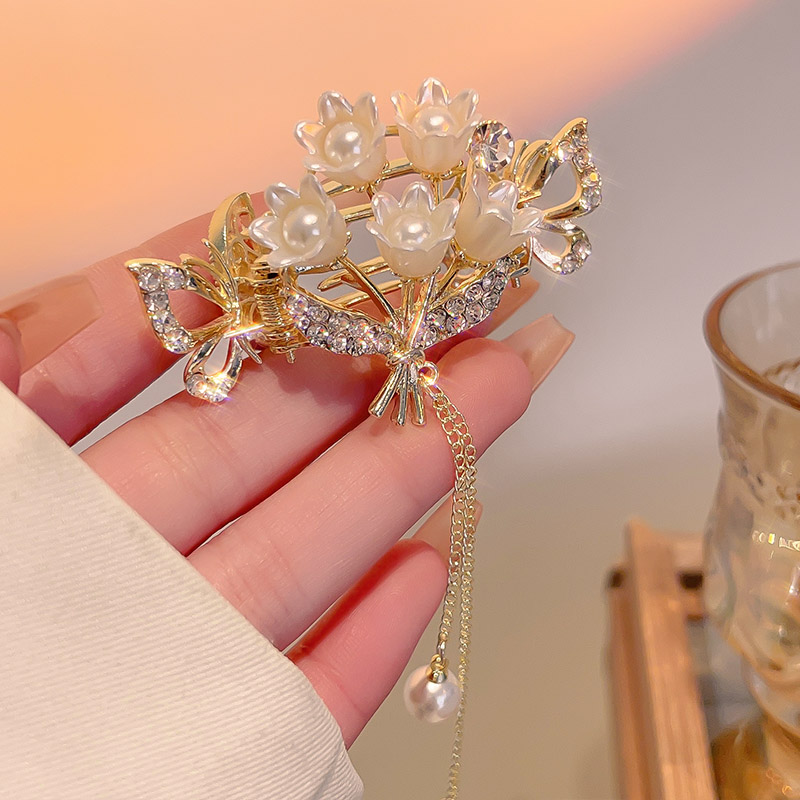 鬱金香珍珠流蘇髮夾