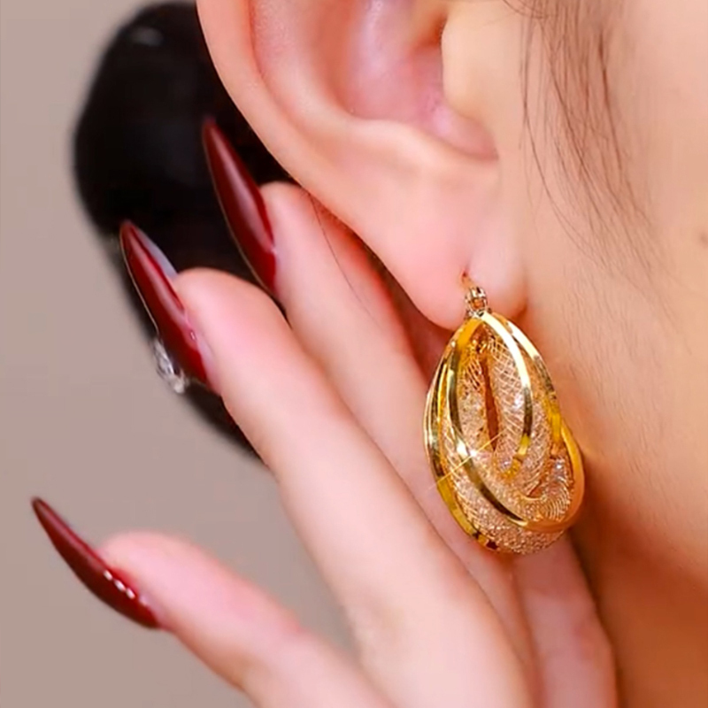 洋氣金絲網狀鋯石耳環