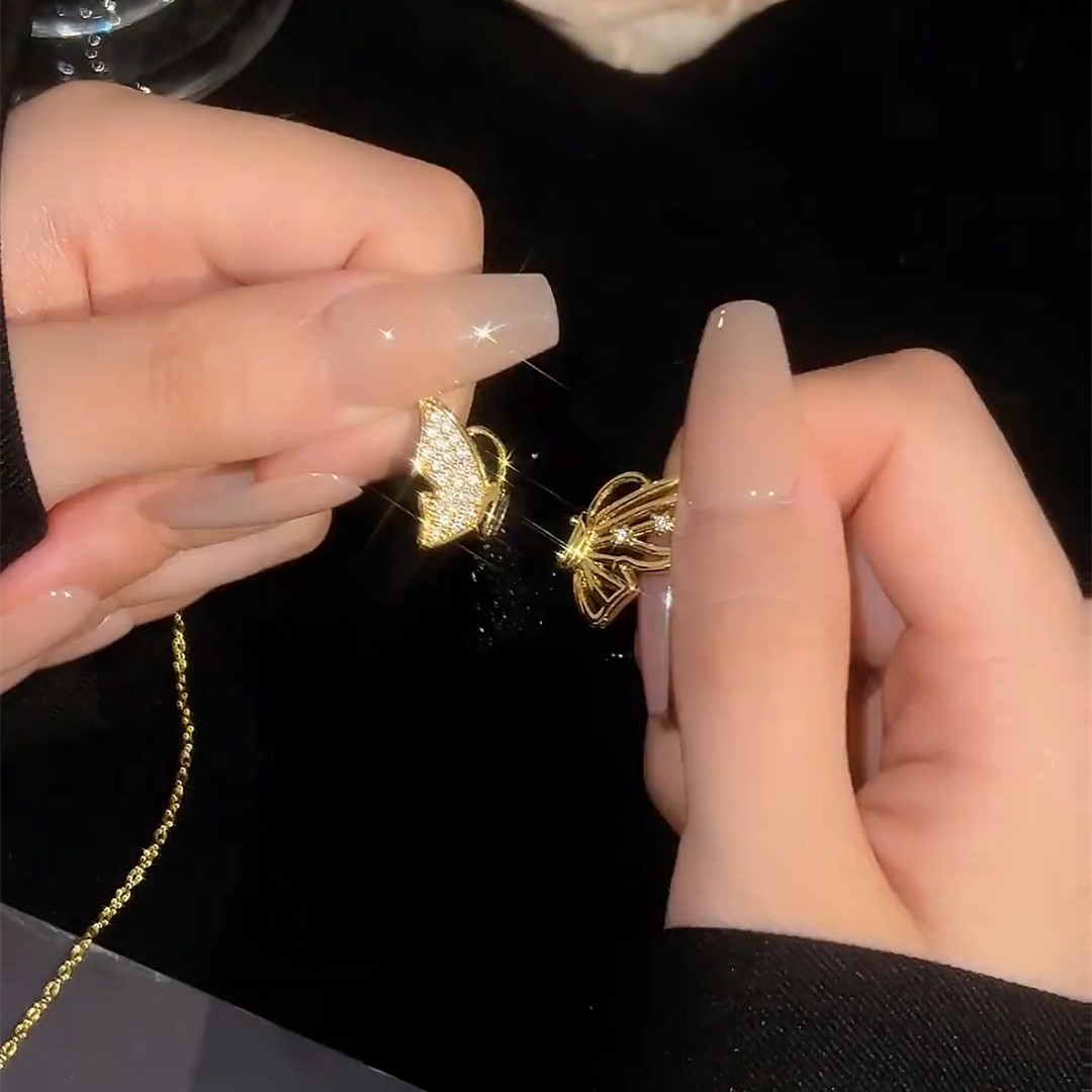鏤空磁吸蝴蝶鎖骨錬