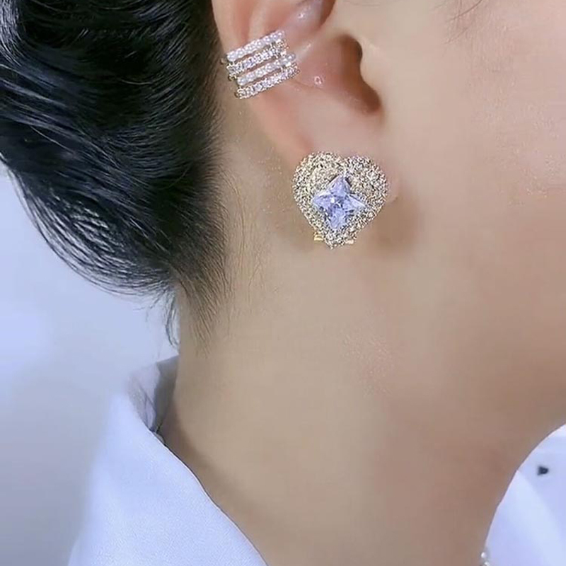 微鑲鋯石氣質耳環