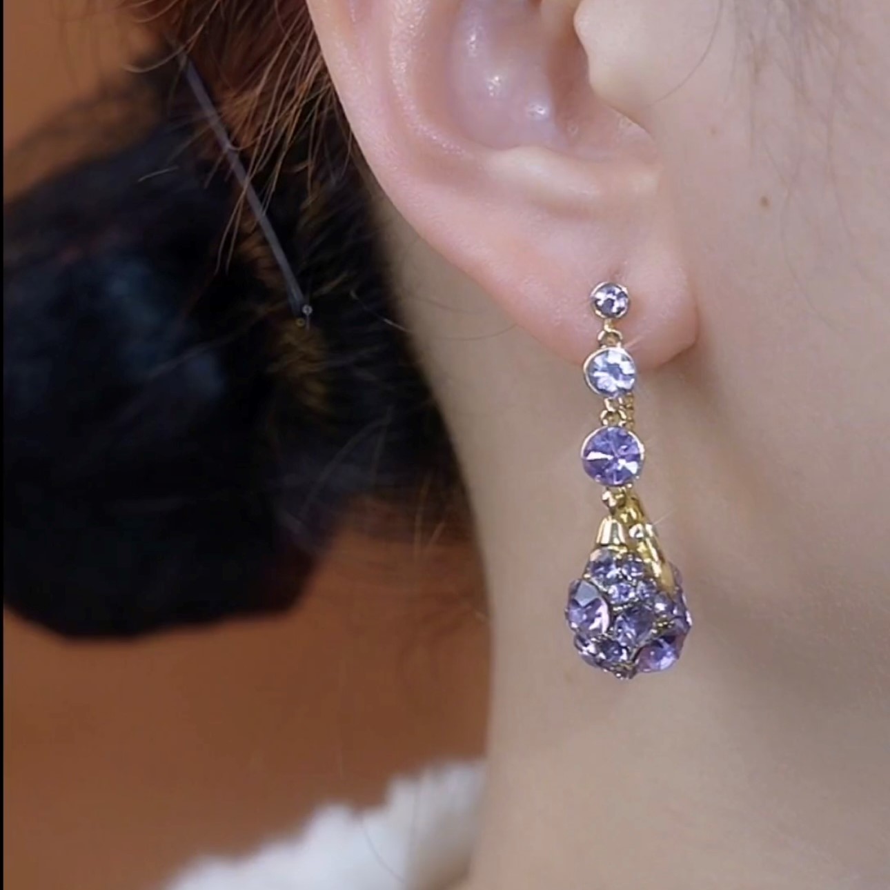 輕奢超閃紫色滿鑽搖籃耳環