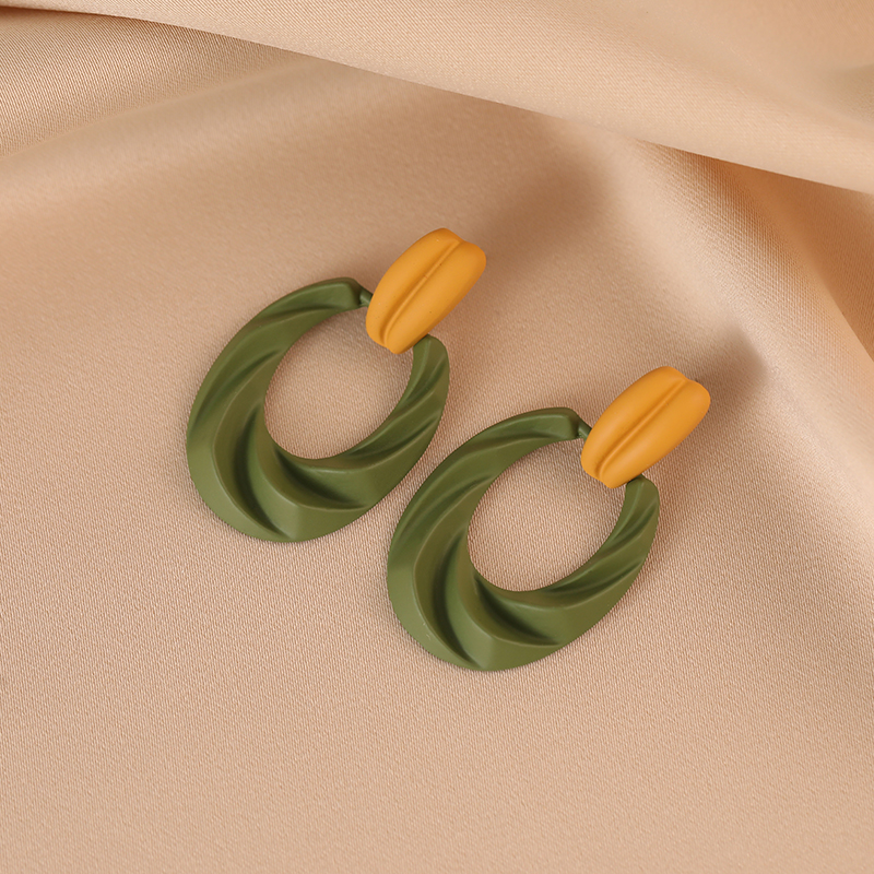 綠色復古港風蚊香盤耳環