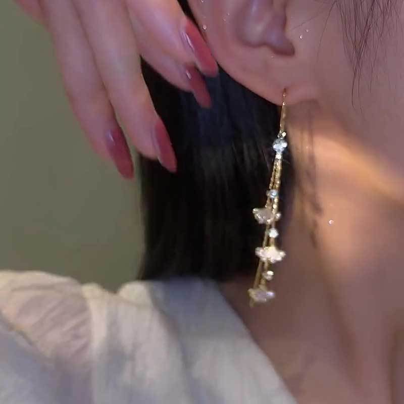 閃耀銀杏葉流蘇耳環