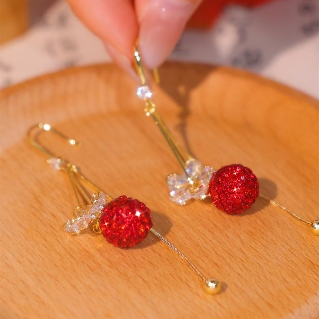 鴻運當頭 鋯石花朵流蘇耳環