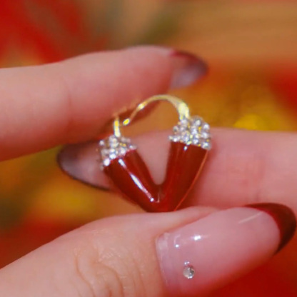 愛心VV紅色鋯石輕奢耳環