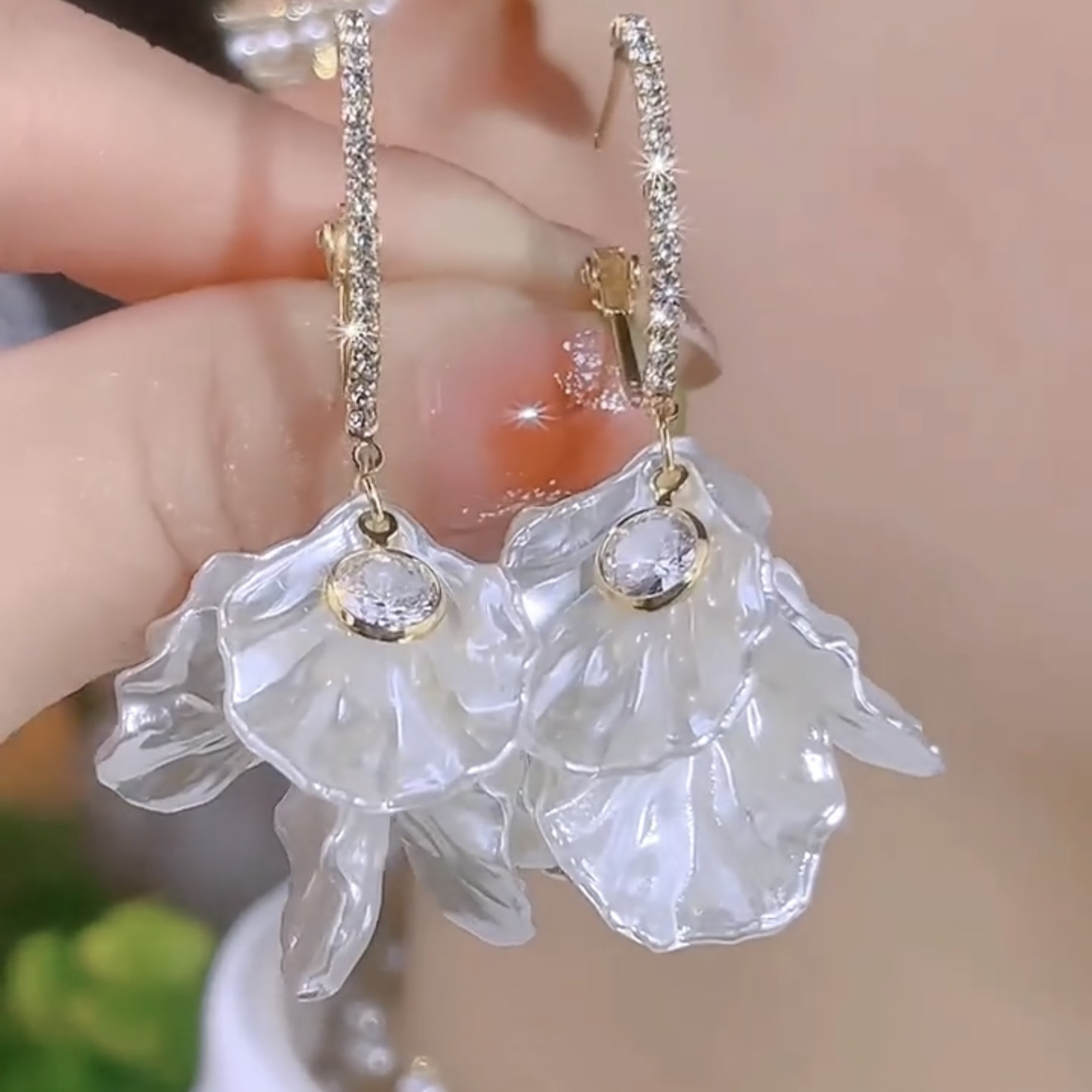 一款兩戴黑色蝴蝶流蘇耳環-FANYIACC