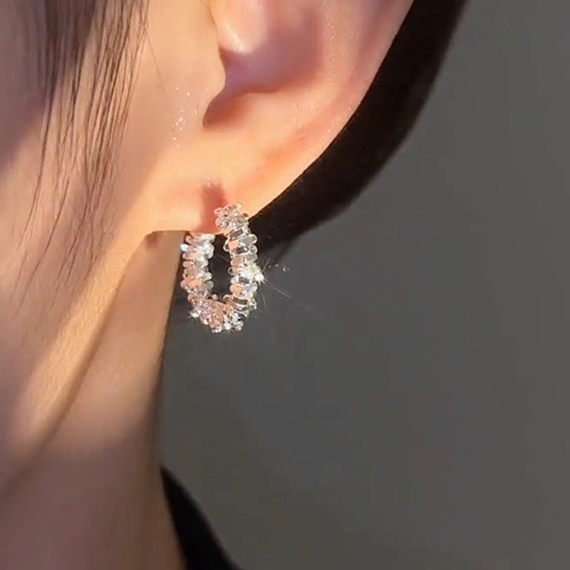 閃耀碎銀子圈圈耳環