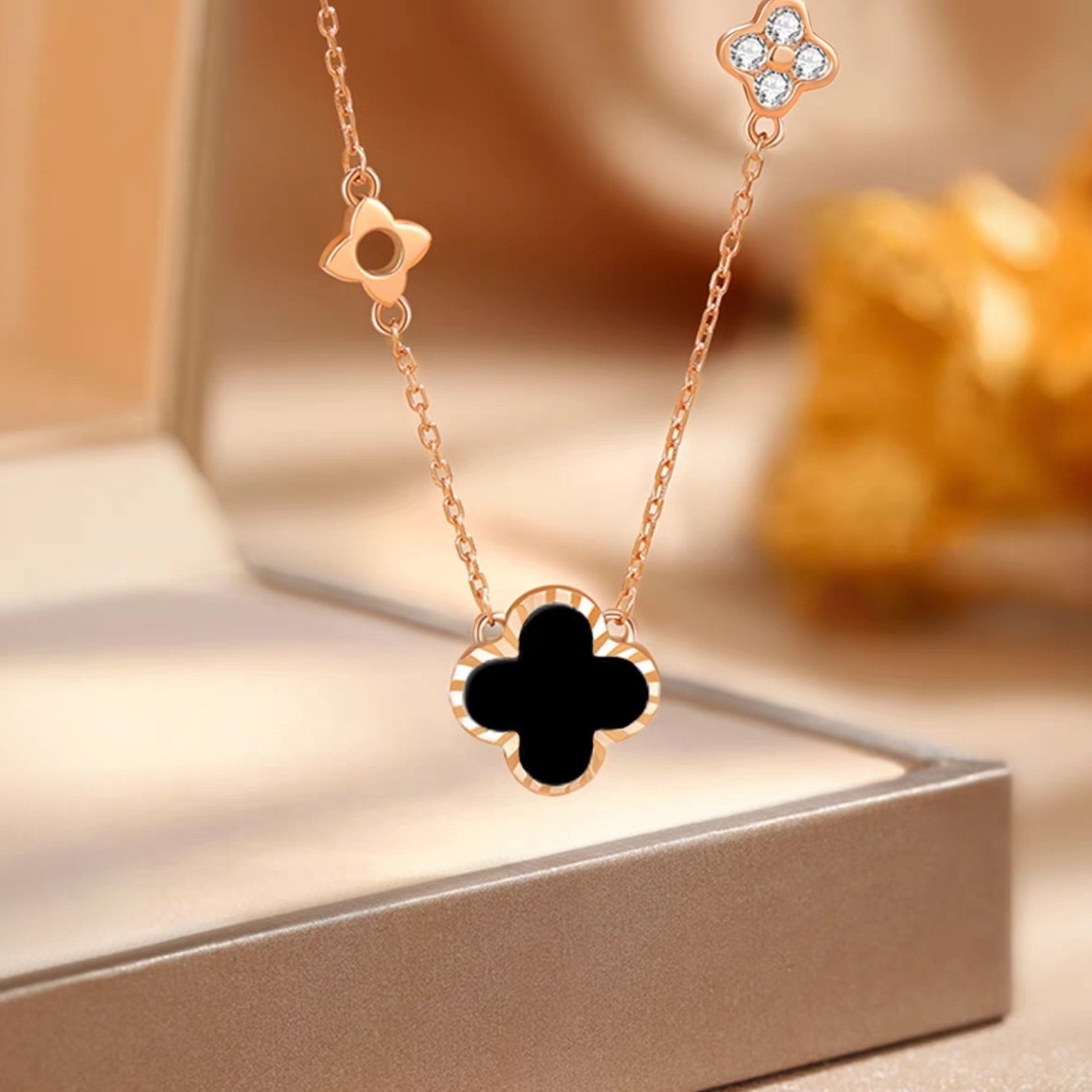 輕奢氣質S925純銀四葉草項錬