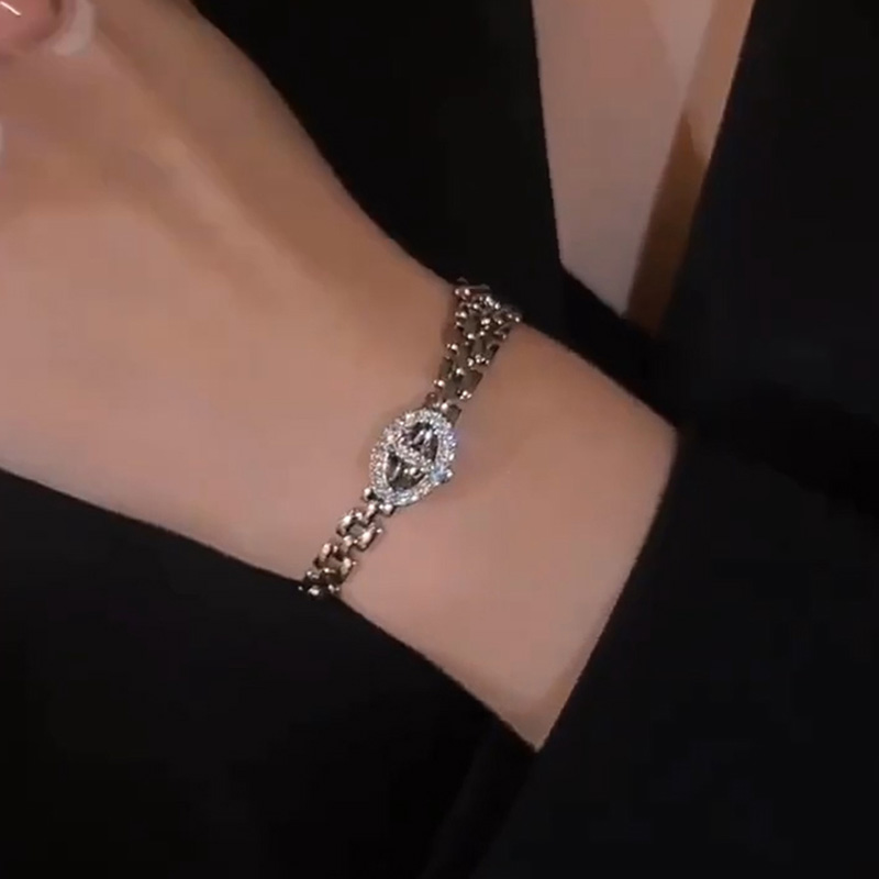 新款潮甜酷氣質豬鼻子純銀手錬