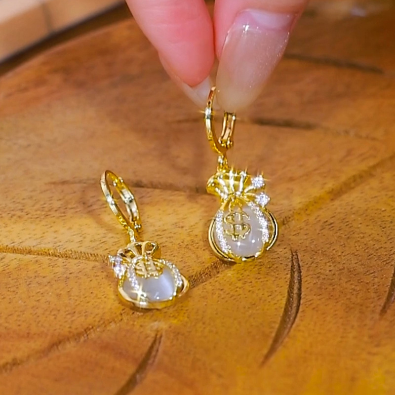 好運福袋貓眼石耳環