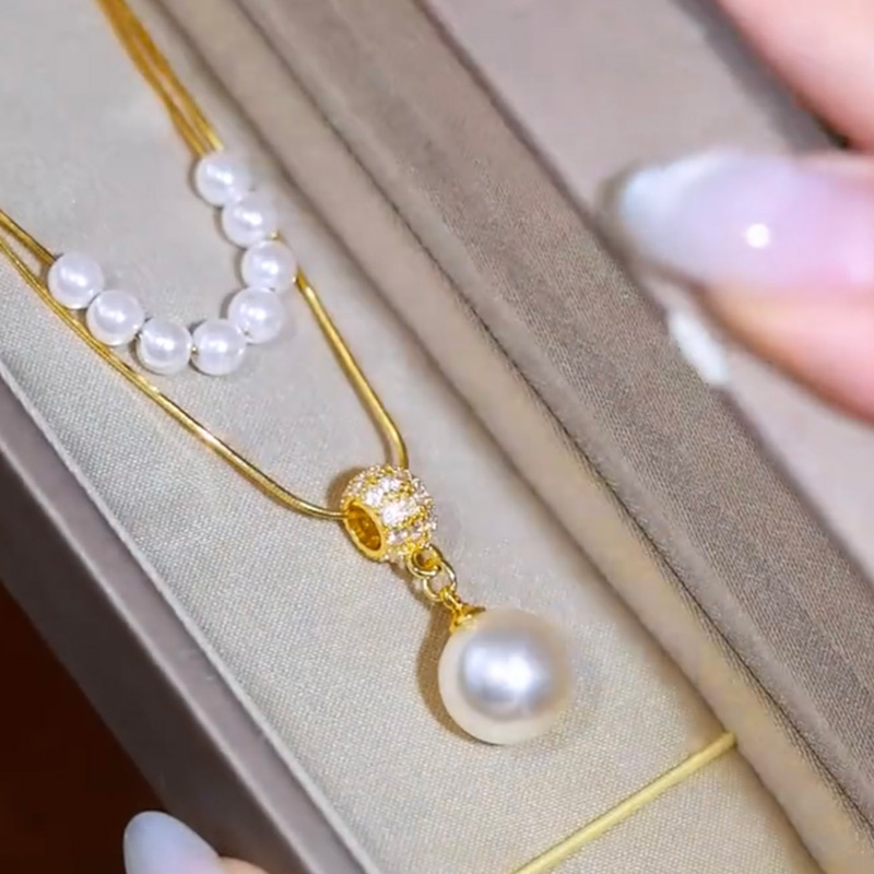 雙層疊戴珍珠項錬