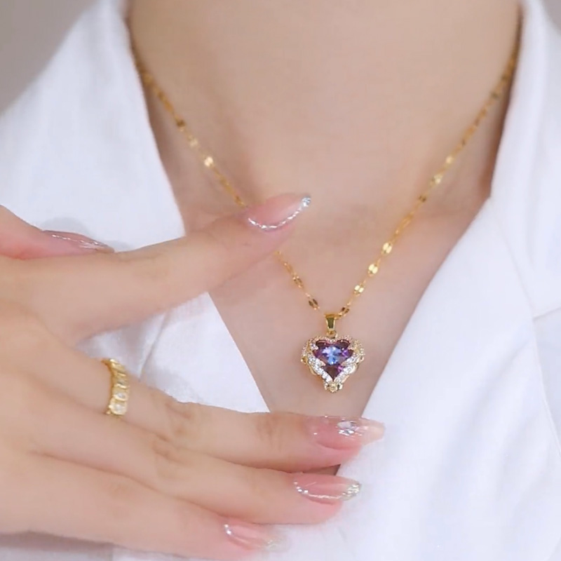 天使翅膀紫水晶愛心吊墜