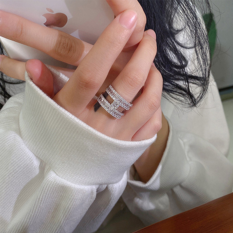 爆閃H字母排鑽銀色開口戒指